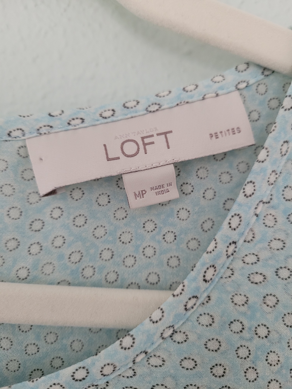 Light Blue Ruffled Cap Sleeve Blouse - Loft - Size MP - Picture 3 of 3